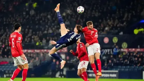 刘晗7分54秒激战夺冠 女子63公斤级柔道金牌入囊